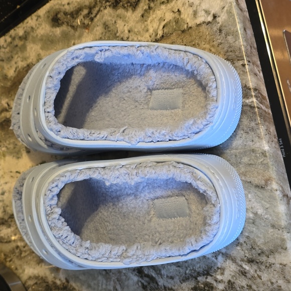 Crocs Cozy Sandals - Picture 4 of 7